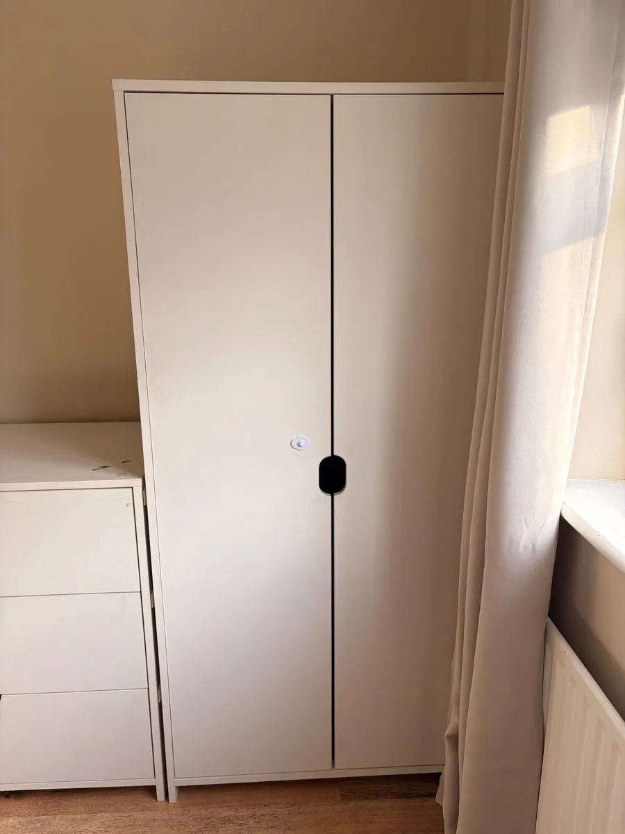 Wardrobe & Chest of Drawers - Image 3