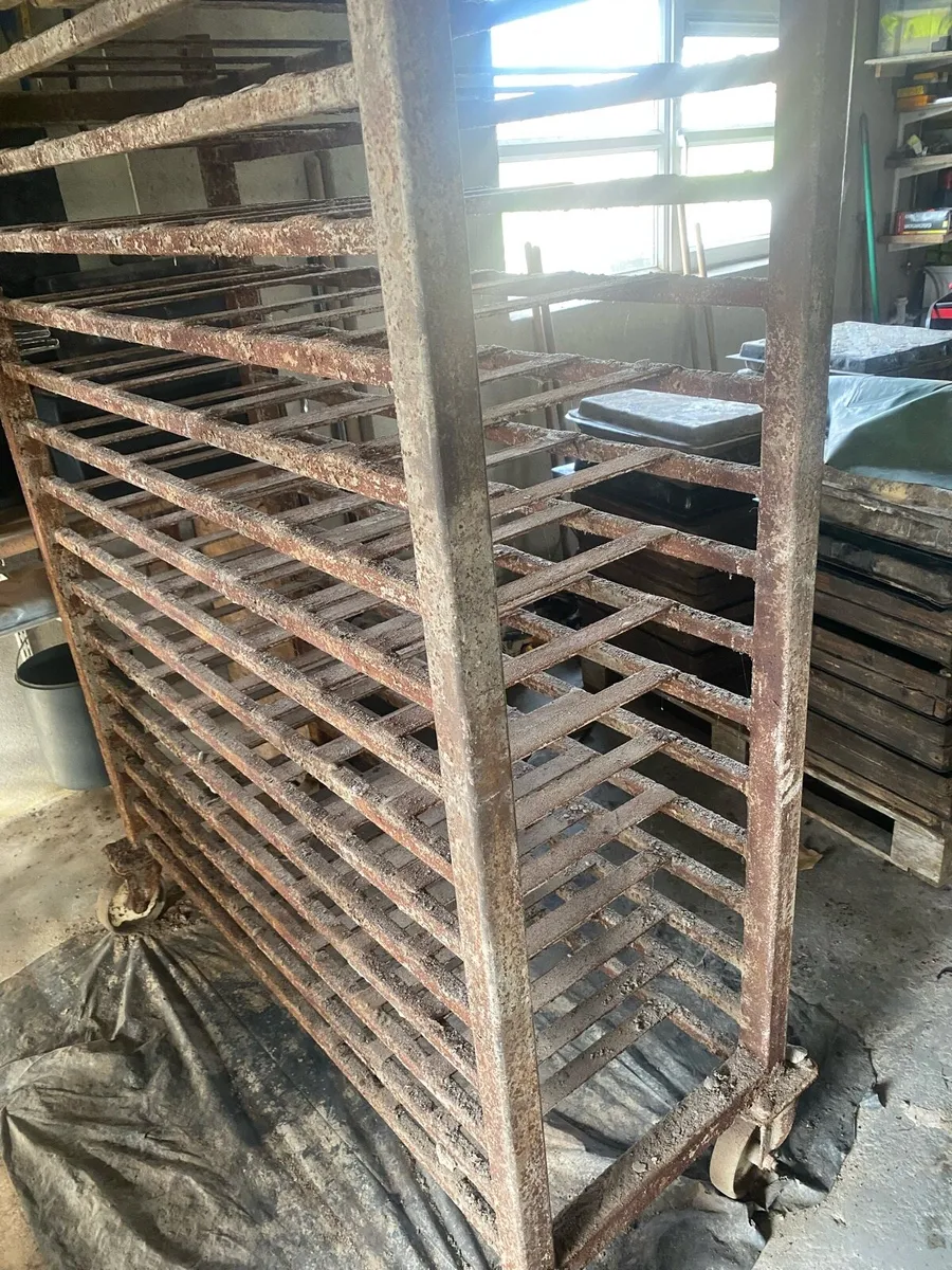 Precast concrete mould racks - Image 2