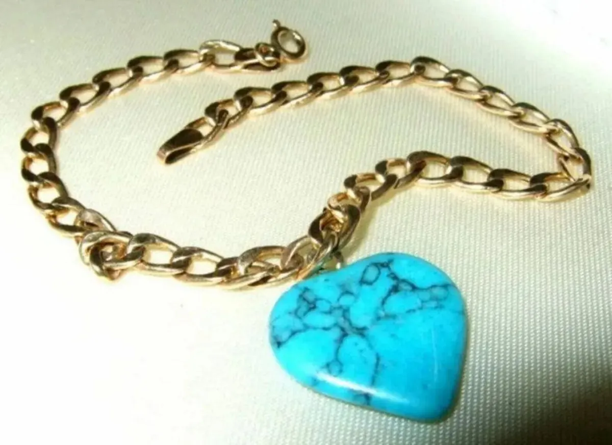 Vintage Hallmarked 14ct Gold Charm Bracelet - Image 4