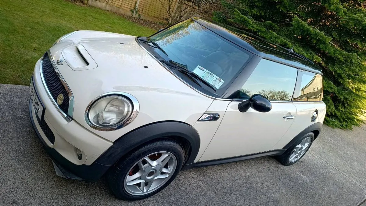 Mini Cooper S 2007 (Repair or Parts) - Image 1