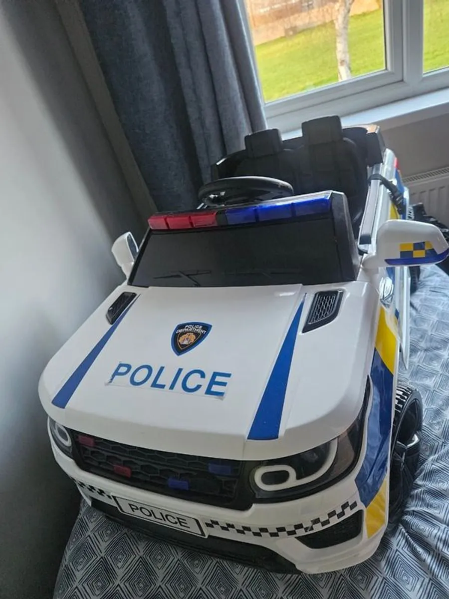 Ride On Police Car - Image 2