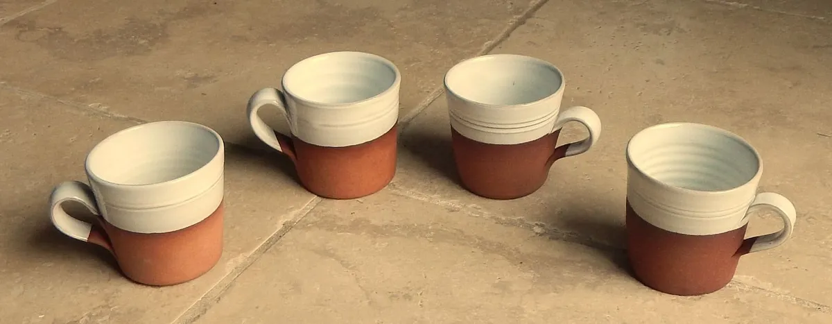 4 Stephen Pearce Pottery Mugs - Image 1