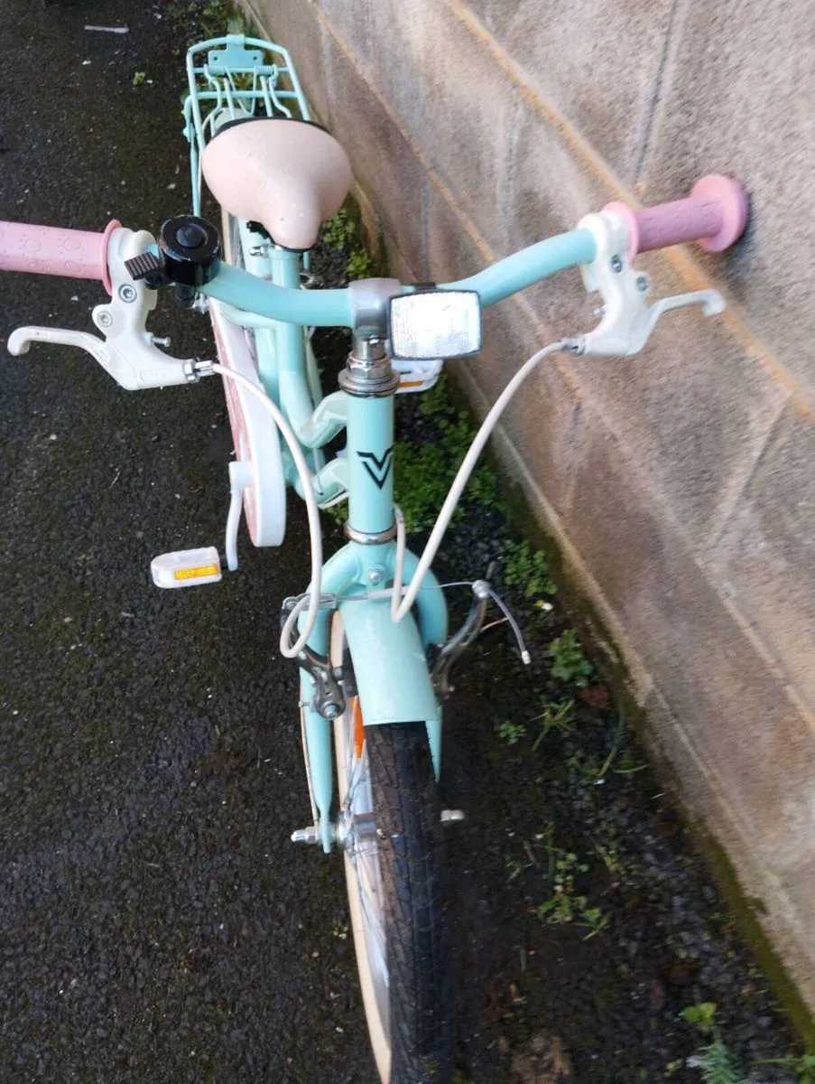 Girls 20inch bike - Image 4