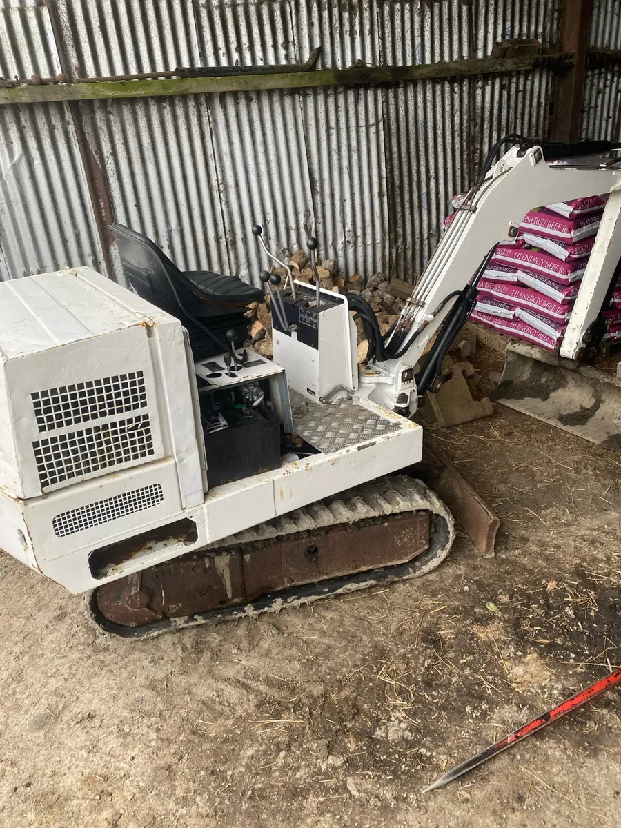 Kubota 1.5 ton - Image 1