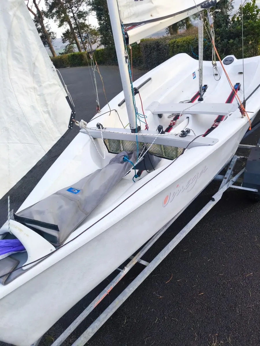 Topaz Omega sailing dingy - Image 3