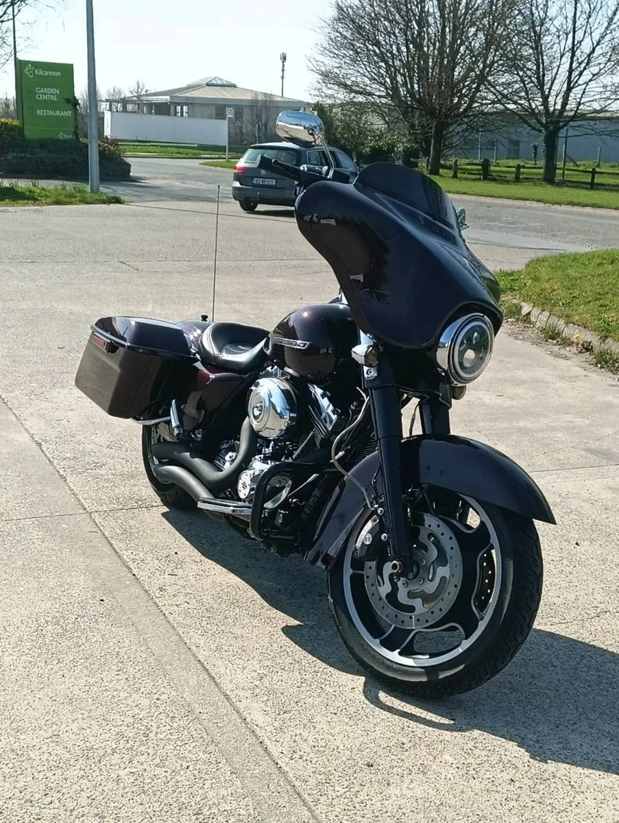 Harley Davidson - Image 3