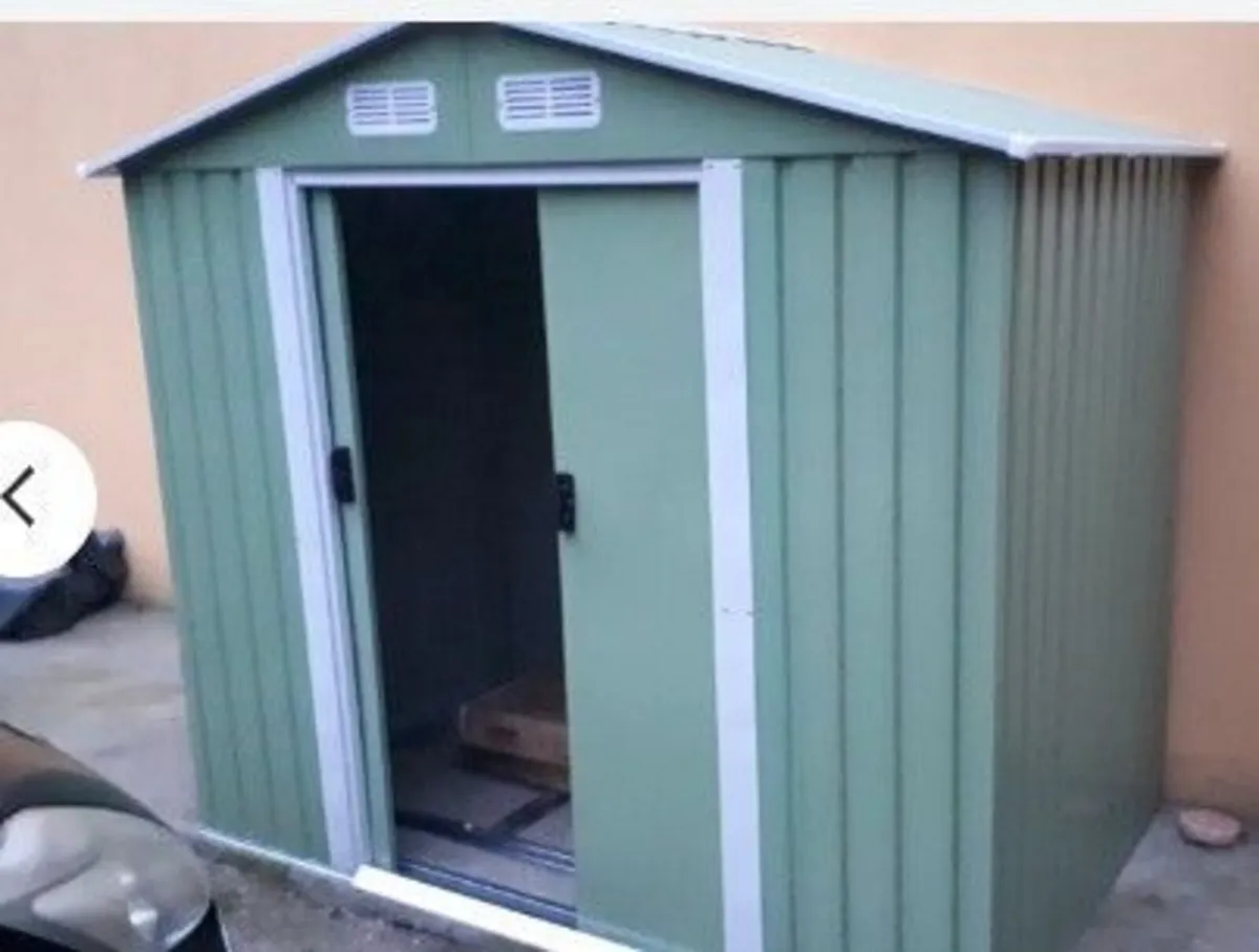 Metal Shed - Image 4
