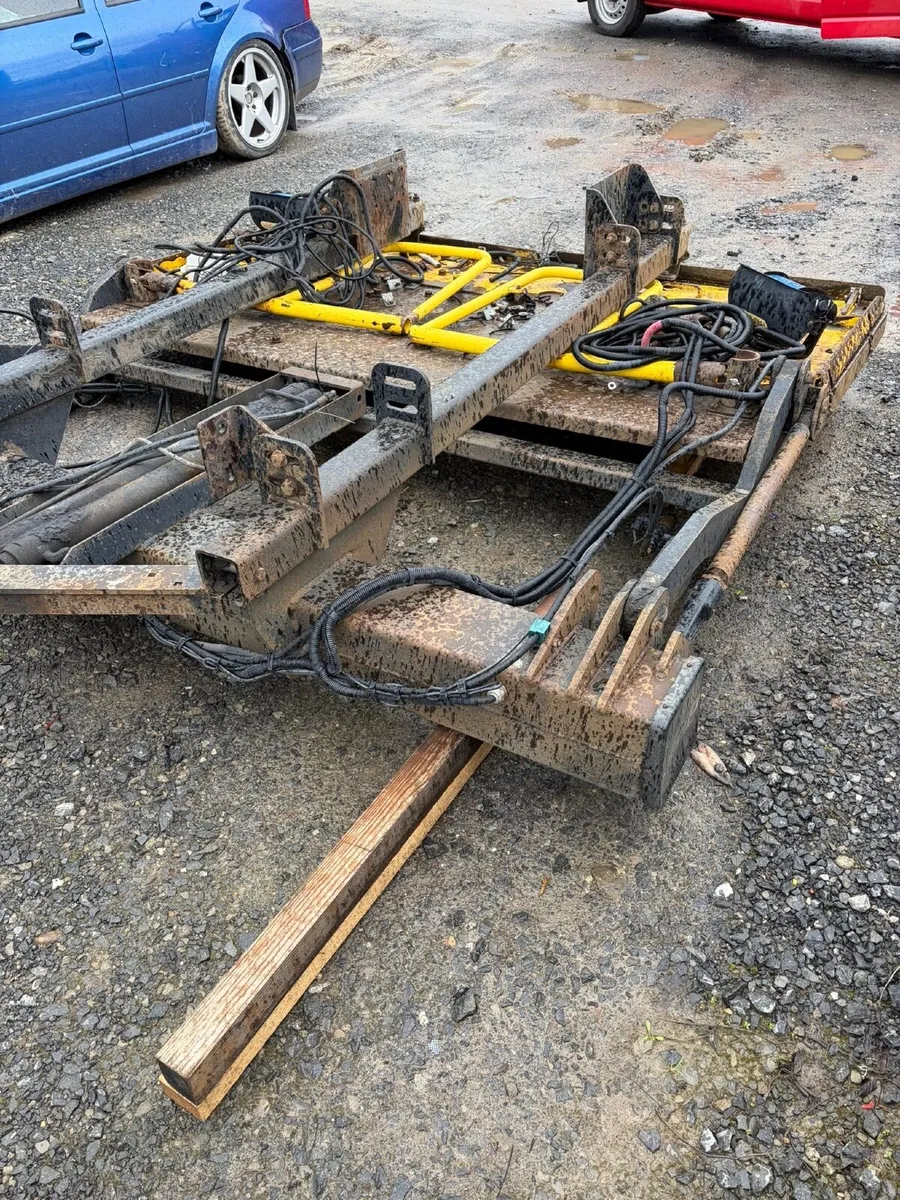 Palfinger tail lift - Image 3