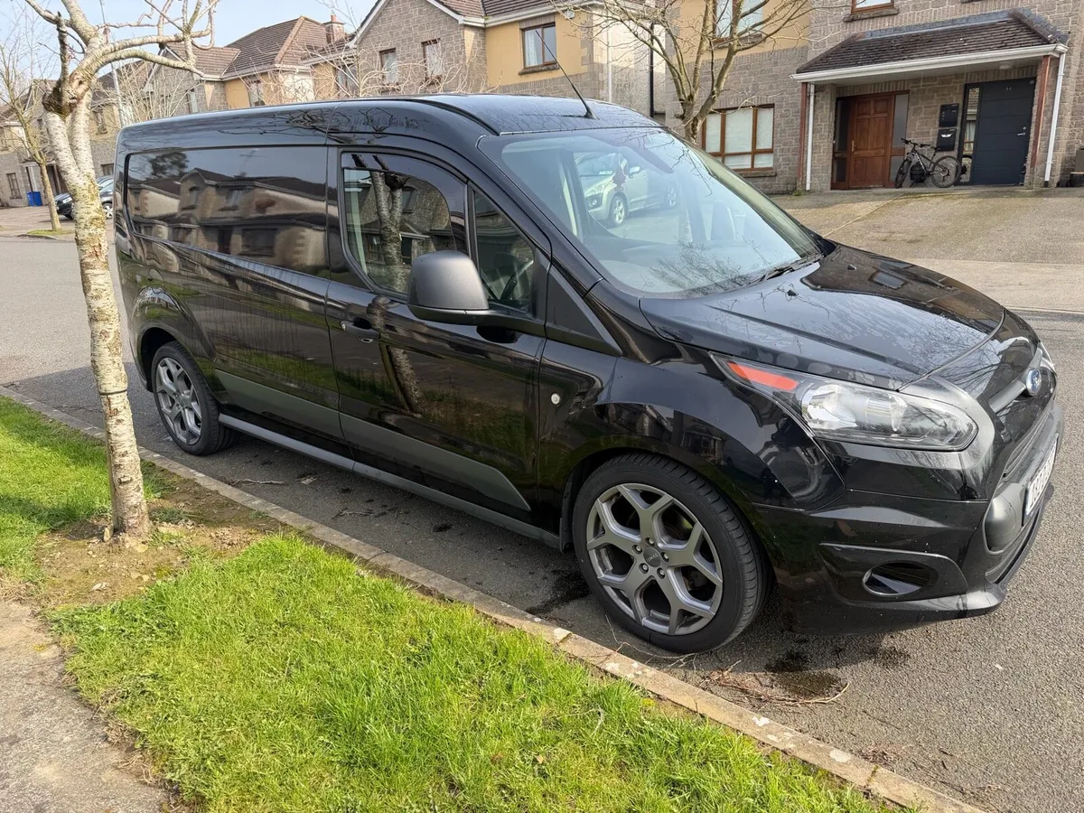 2018 Ford Transit Connect Trend LWB - Image 1