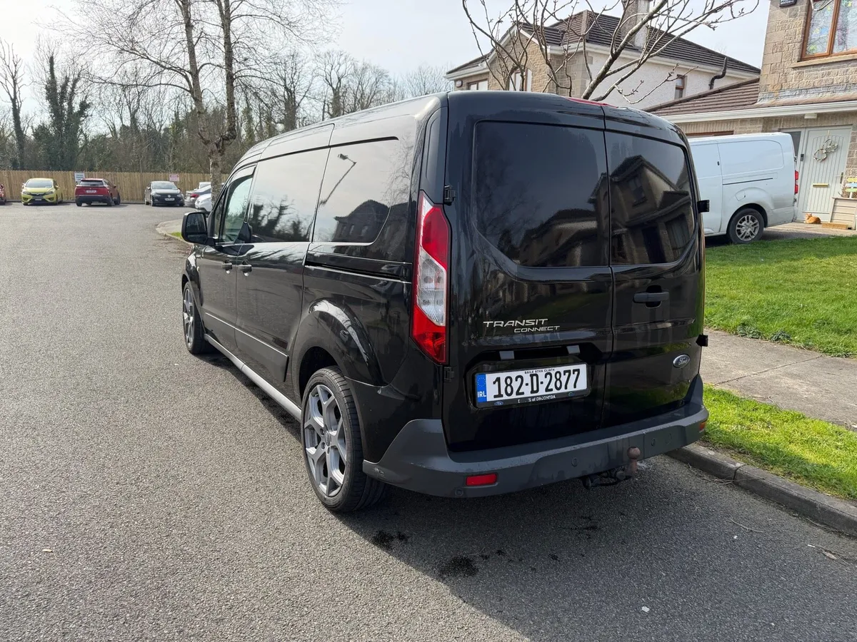 2018 Ford Transit Connect Trend LWB - Image 4