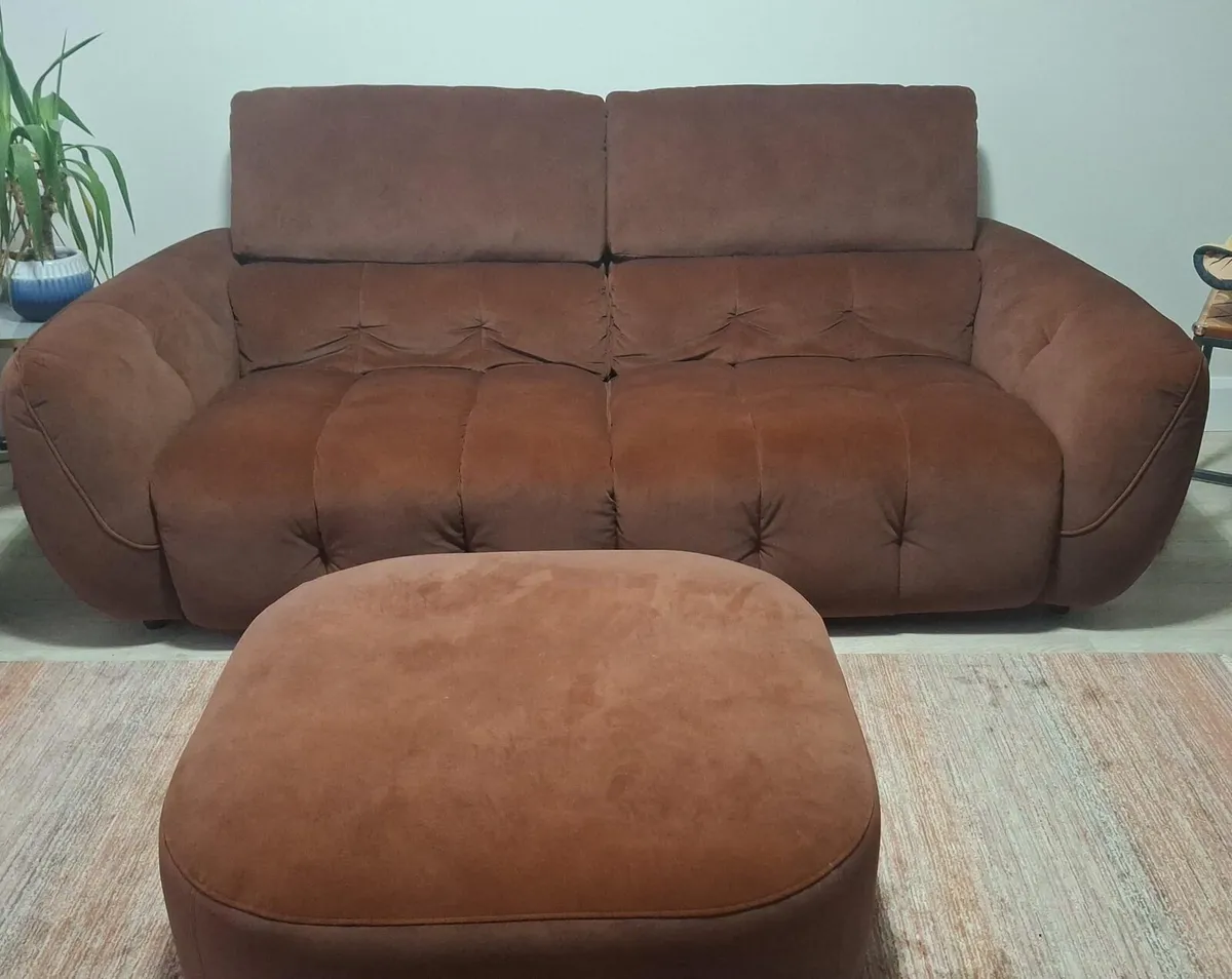 DFS electric Sofa 3 + 2 + 1 with footstool - Image 1