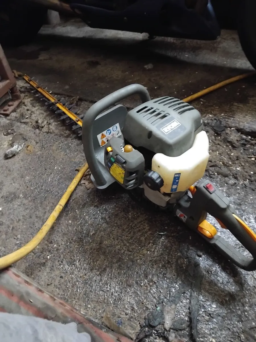 All for sale 40e each read add no offers - Image 4