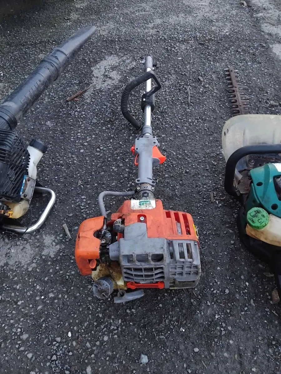 All for sale 40e each maybe suitable for parts - Image 4