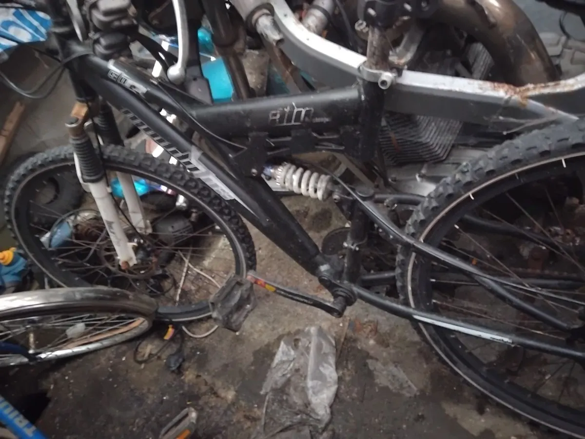 All bikes for sale 40e each read add no offers - Image 3