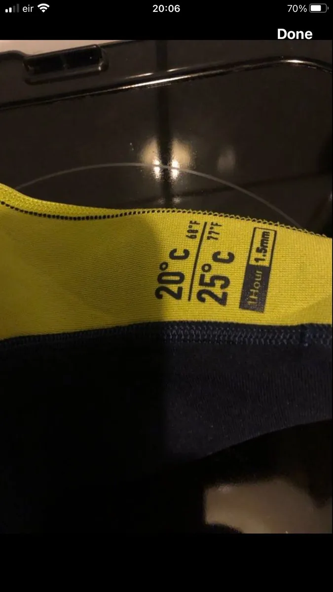 Boys wetsuit age 4 €10 - Image 3