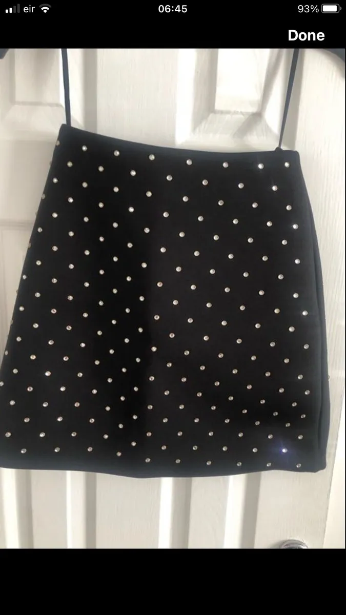 French connection skirt size 4 €10 - Image 1