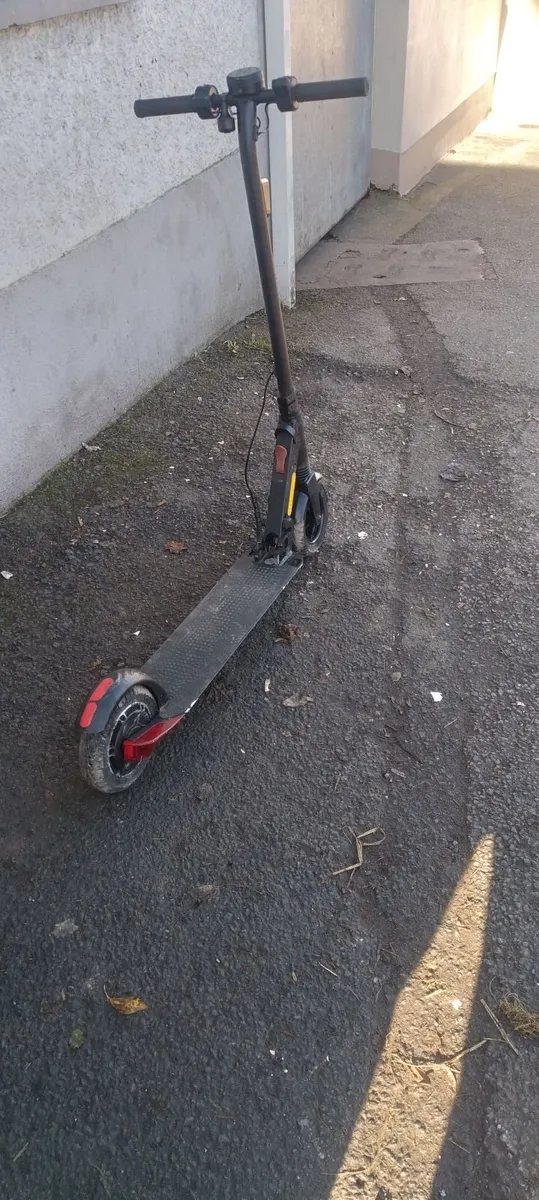 3 electric scooter read add no offers - Image 4