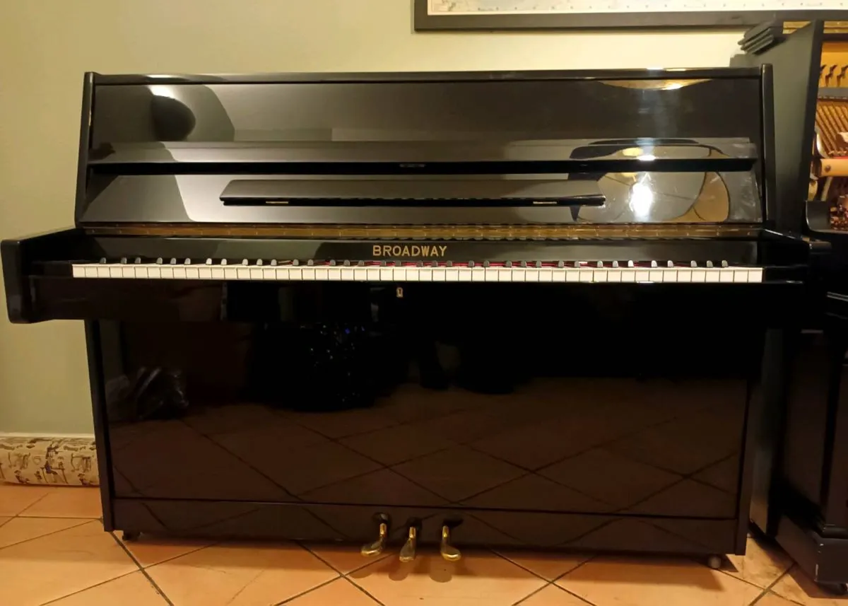 1999 Broadway | Free Delivery | Warranty | Stool - Image 3