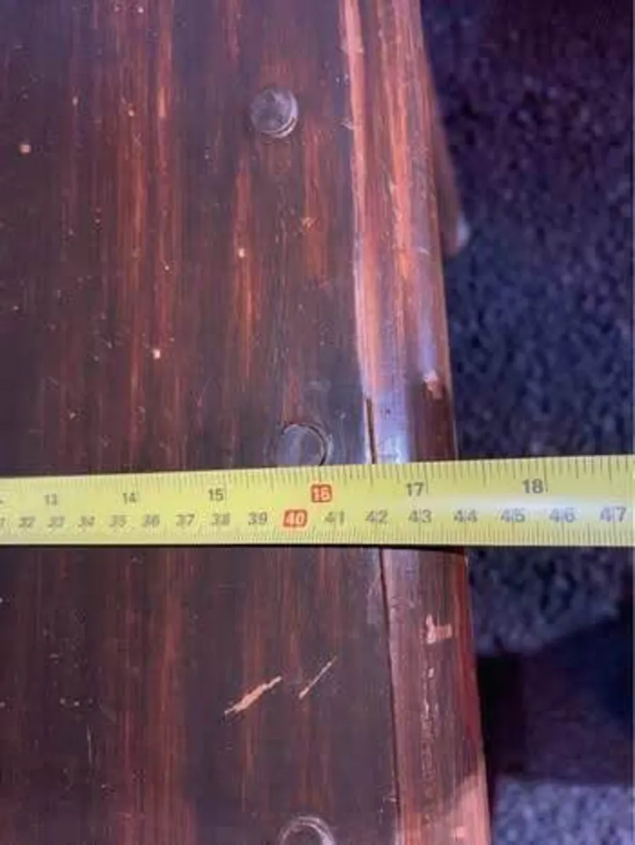 Solid wood table - Image 3