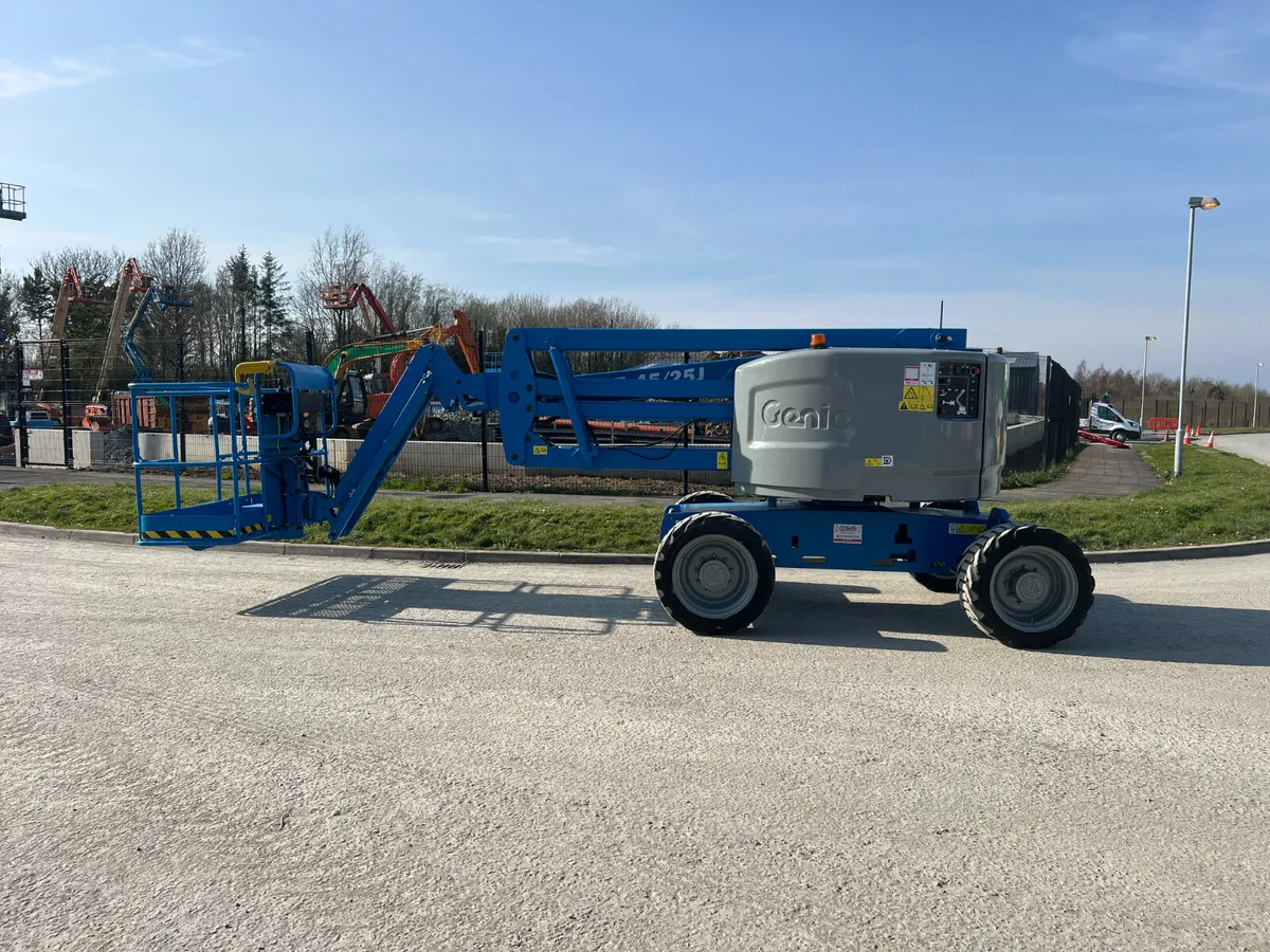 Genie Z45 - Refrubished - Year 2015 - 2996 HRS - Image 4