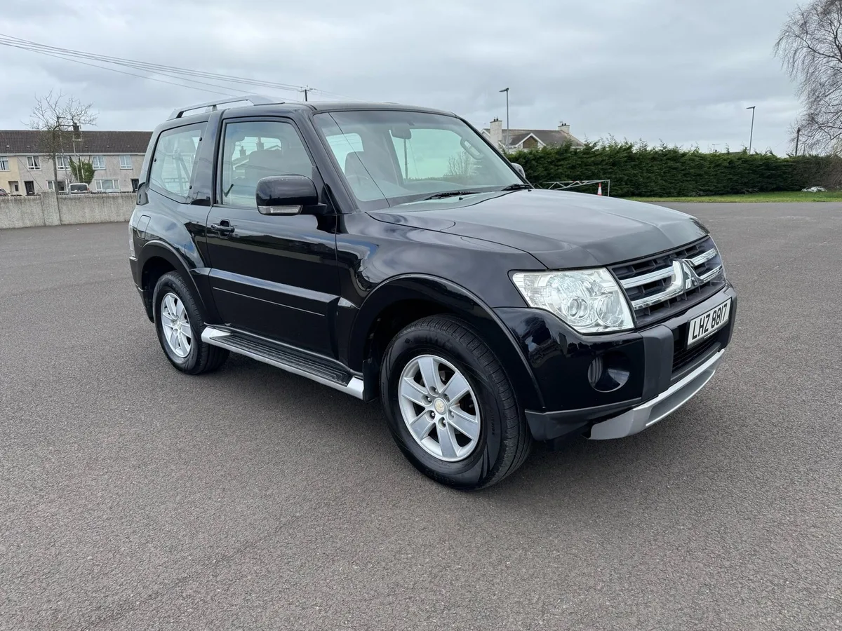 Mitsubishi Shogun - Image 1