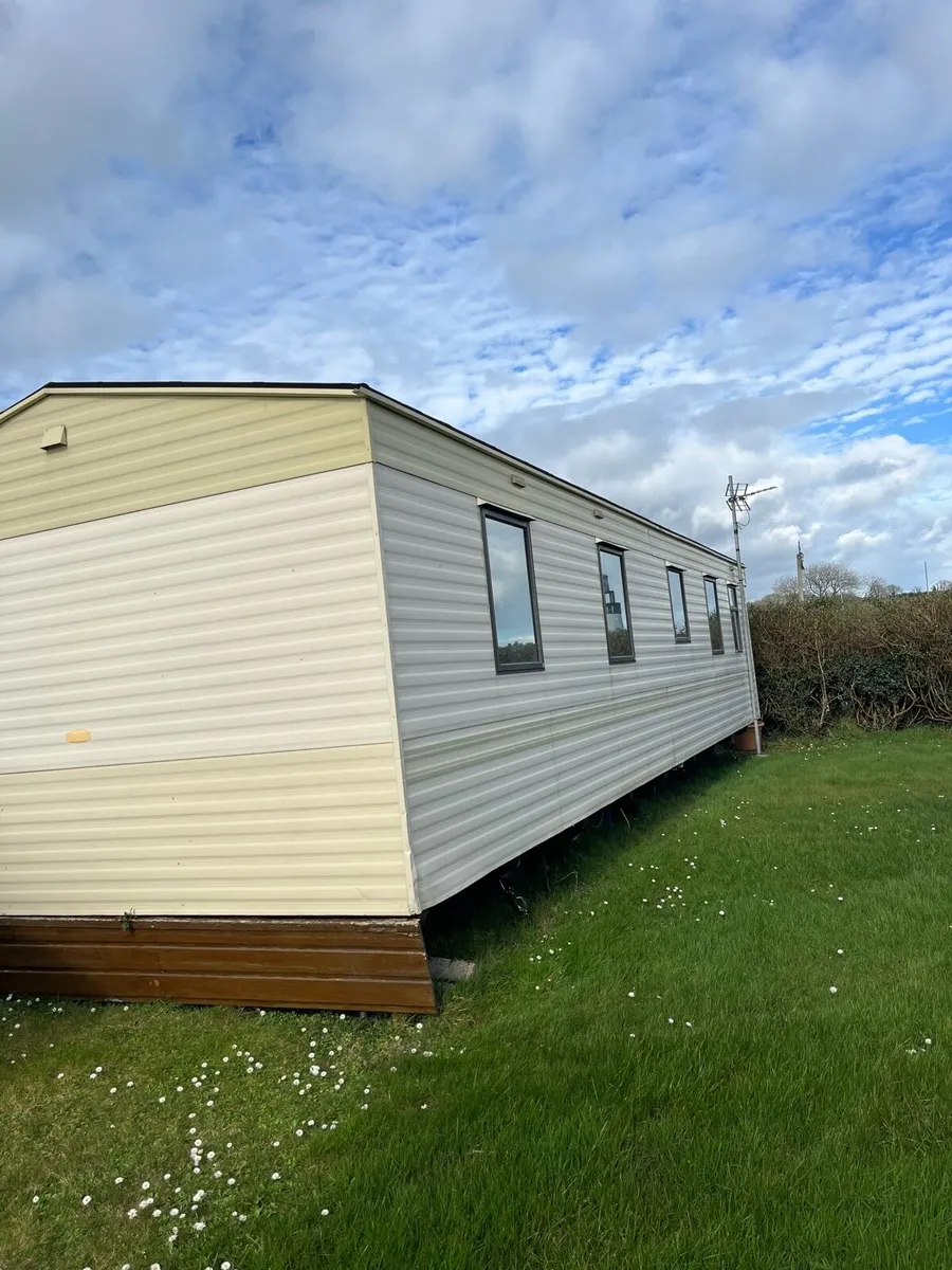 Mobile Home - Image 2