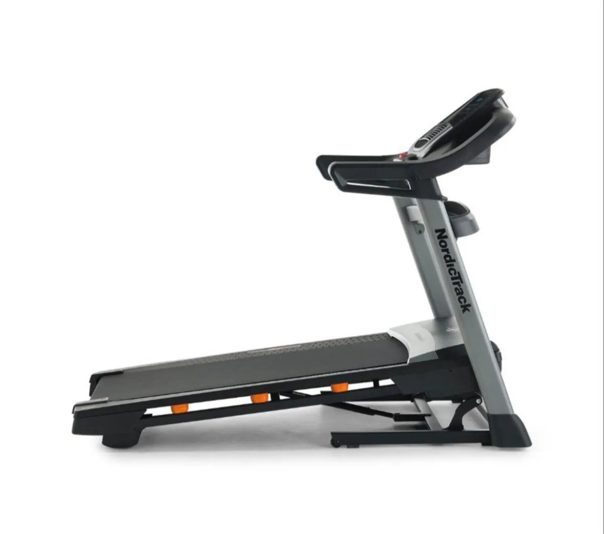 Nordic Track T5.5 S Threadmill - Image 1