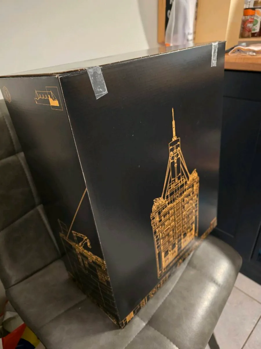 LEGO Icons: Titanic (10294) - Image 4