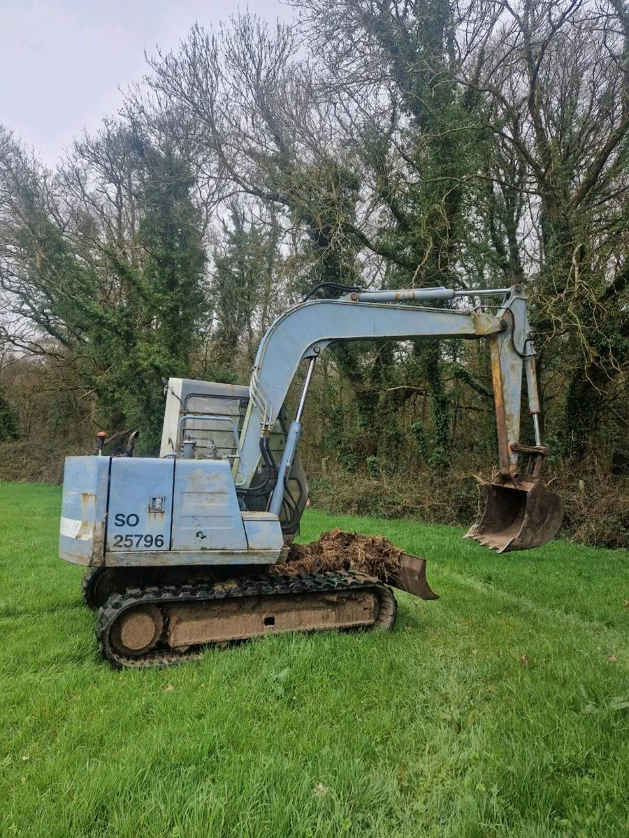 Sumitomo 6 Tonne Digger - Image 4