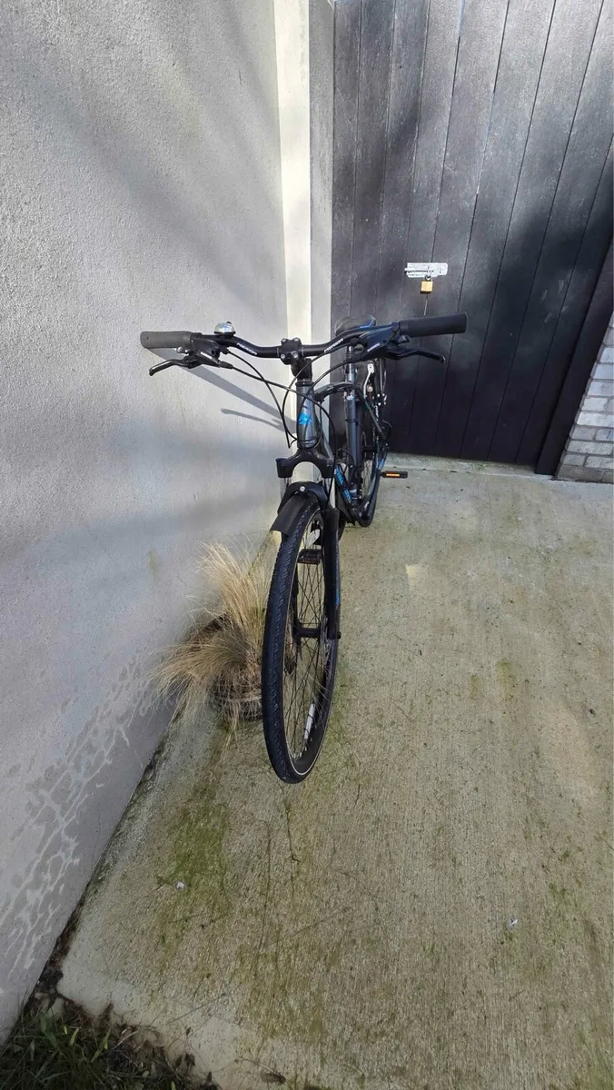 Merida Crossway 100 - Image 4