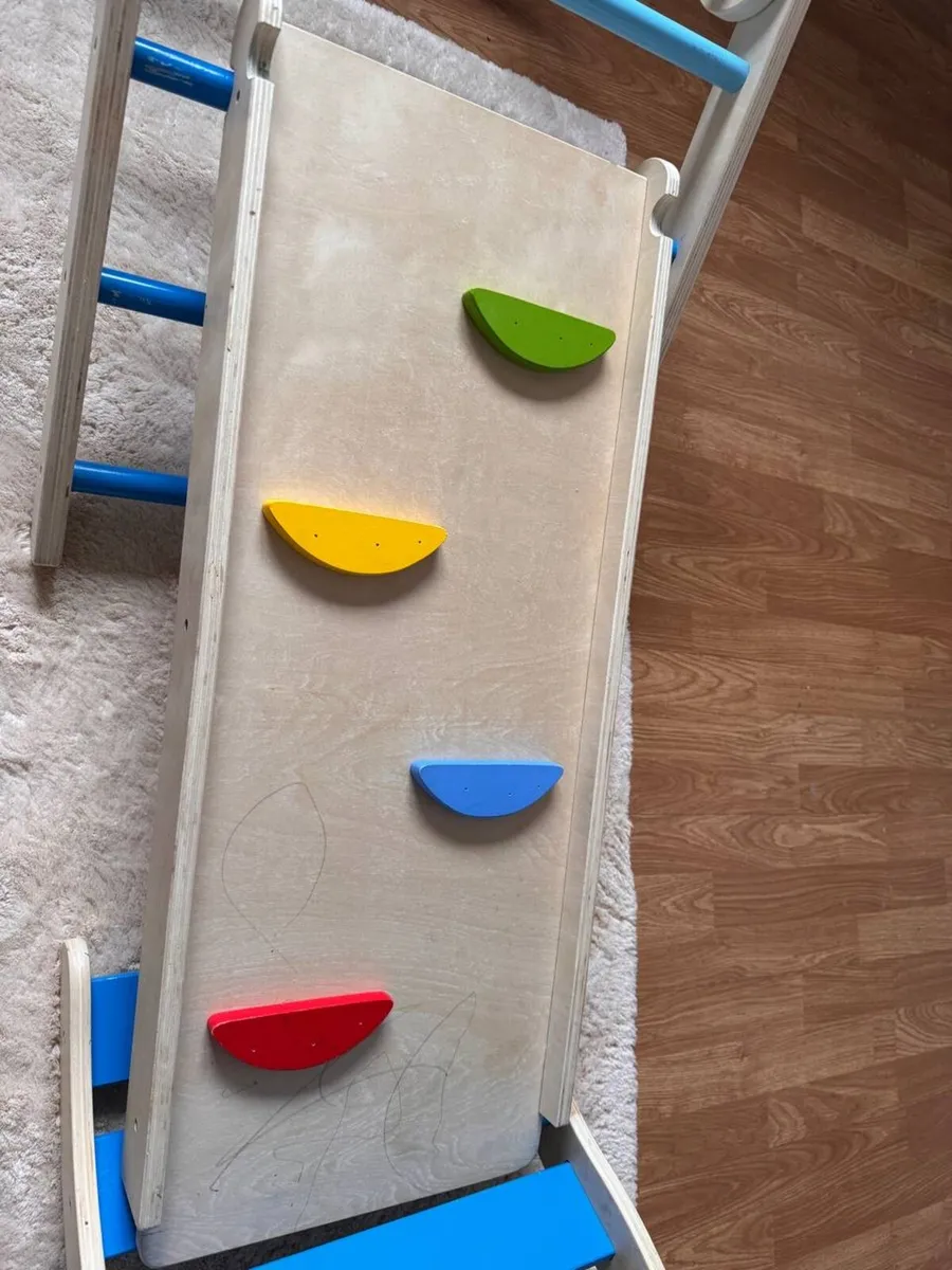 Climbing triangle/ Montessori climbing frame - Image 4