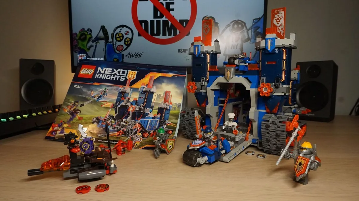 LEGO Nexo Knights Complete Set (70317) - Image 1
