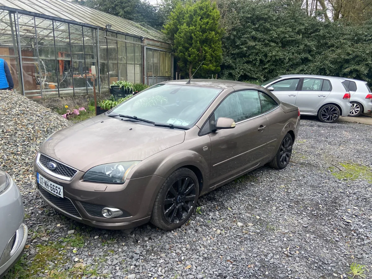 07 ford focus convertible - Image 1