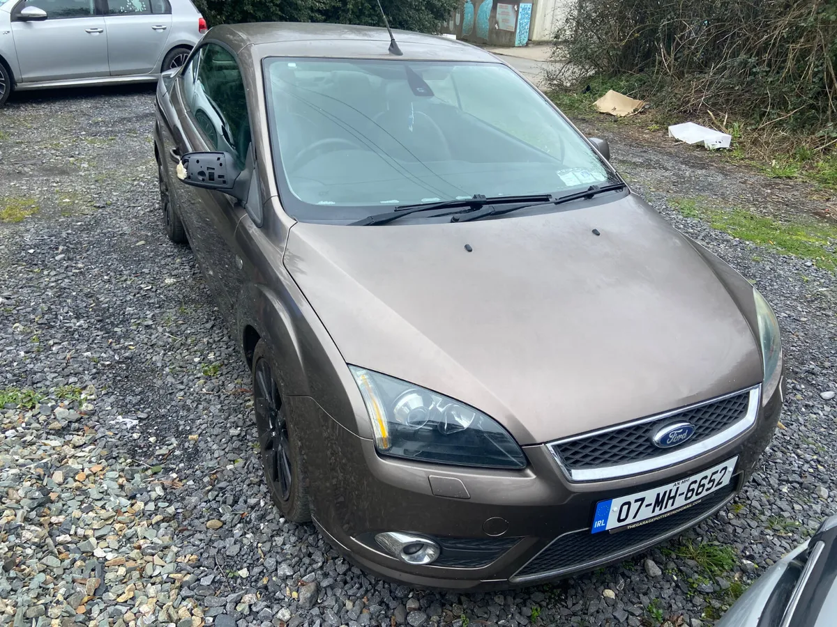 07 ford focus convertible - Image 2