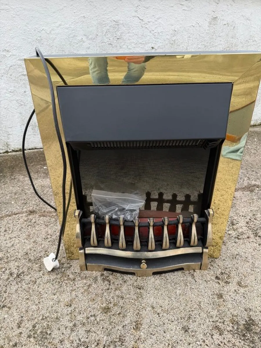 Electric Fire & Fireplace Surround - Image 4