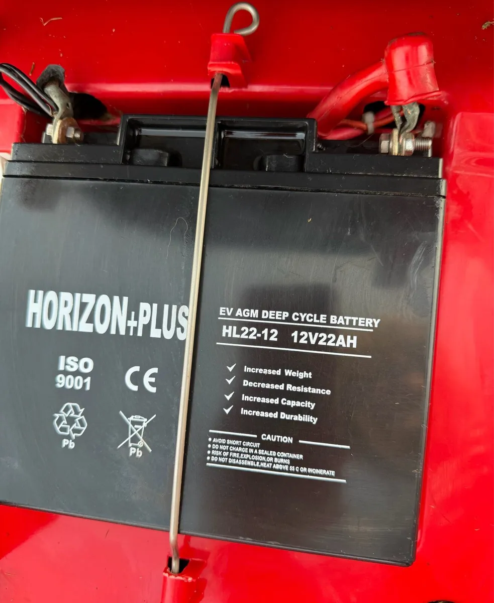 One owner Castlegarden mower - Image 3