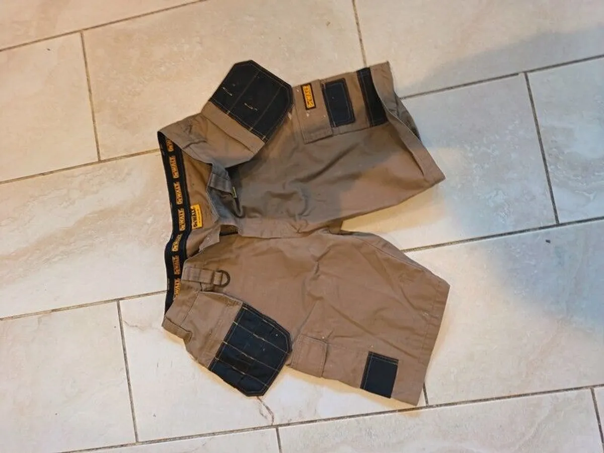 Used work pants & shorts - 5 pairs - Image 3