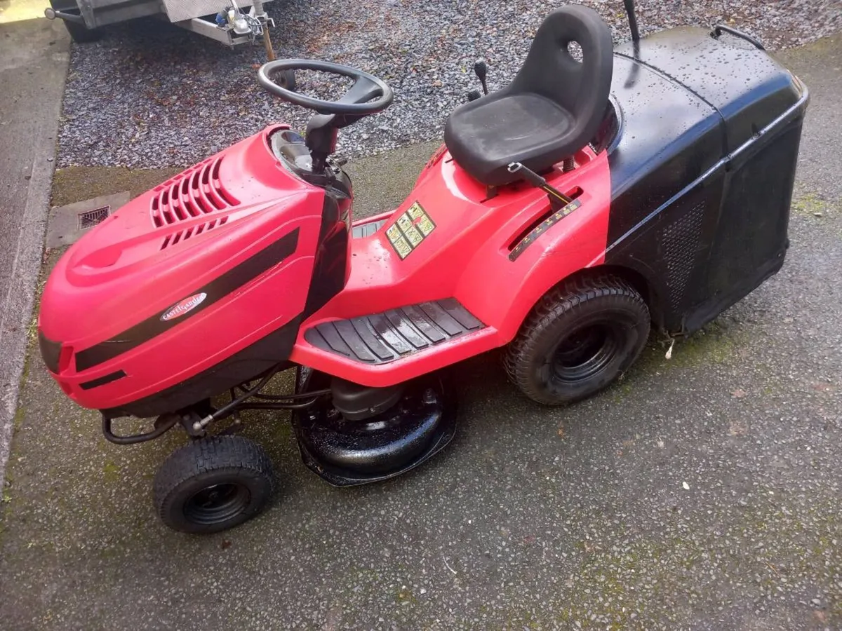 Ride on lawnmower - Image 2
