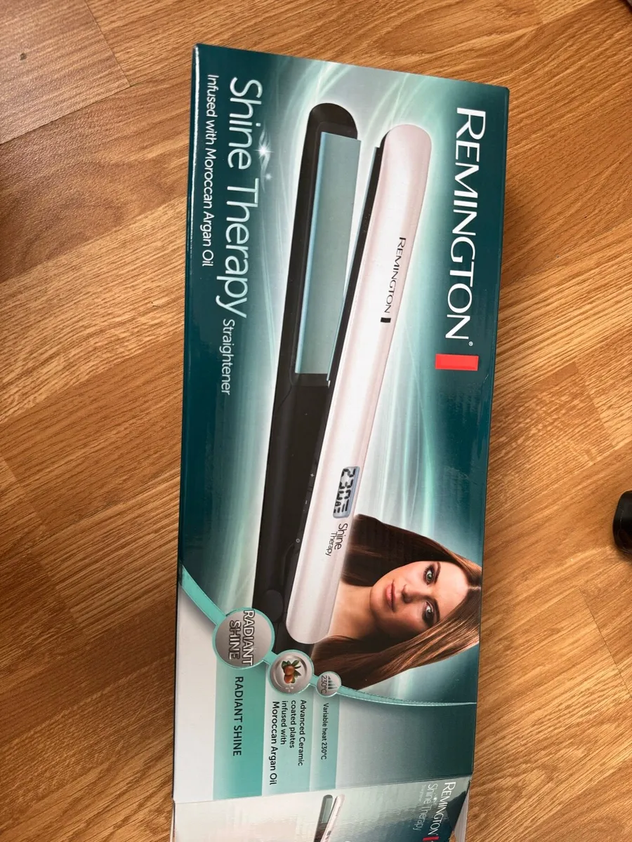 Remington Straightener - Image 1