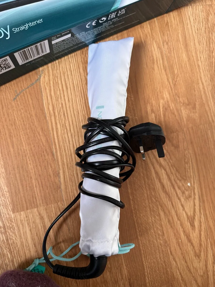Remington Straightener - Image 2