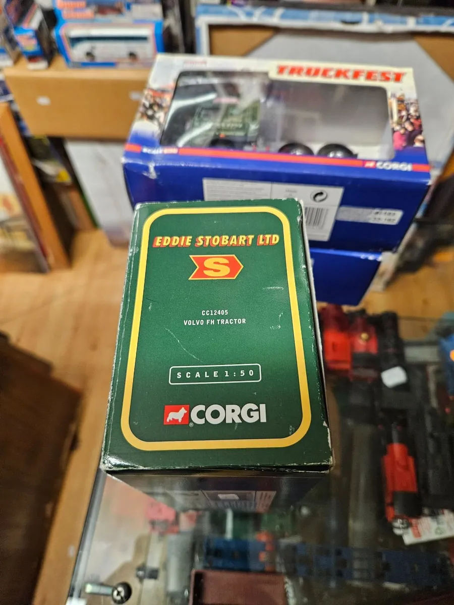 Corgi Volvo Tractor Unit Eddie Stobart 1.50 - Image 2