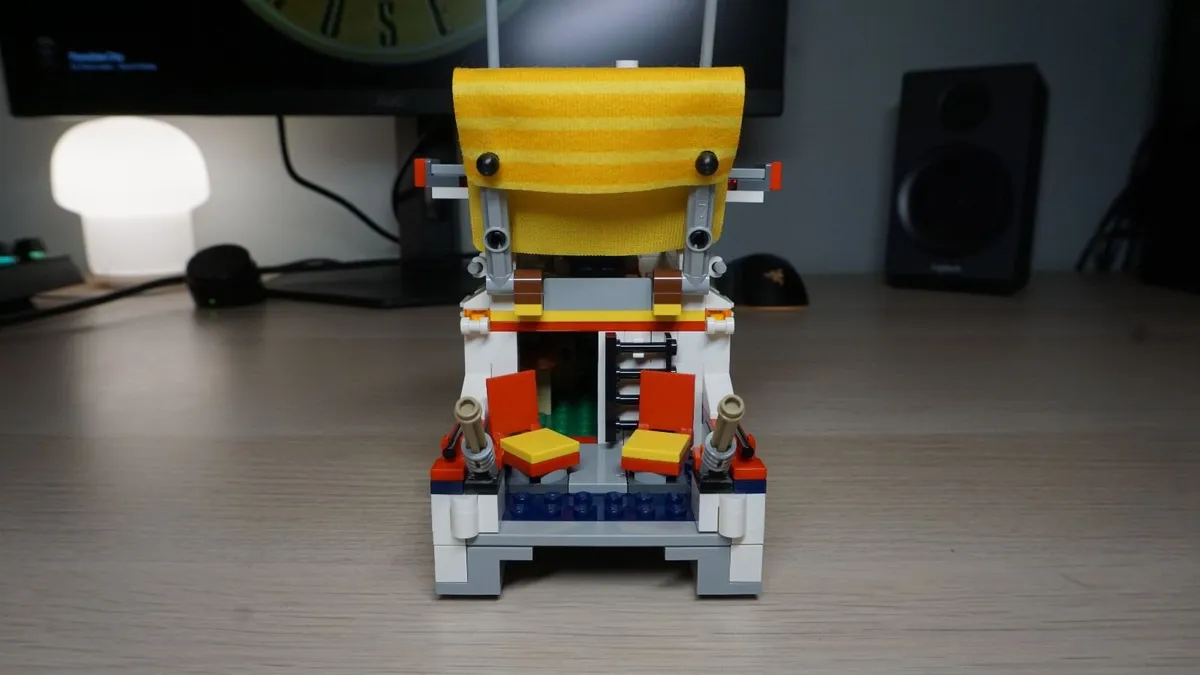 LEGO Vacation Getaways Complete 3 in 1 Set (31052) - Image 3