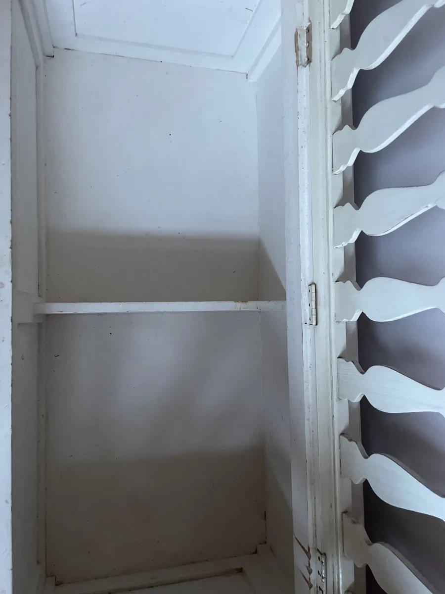 Beautiful Laura Ashley storage box/seat/toy box - Image 1