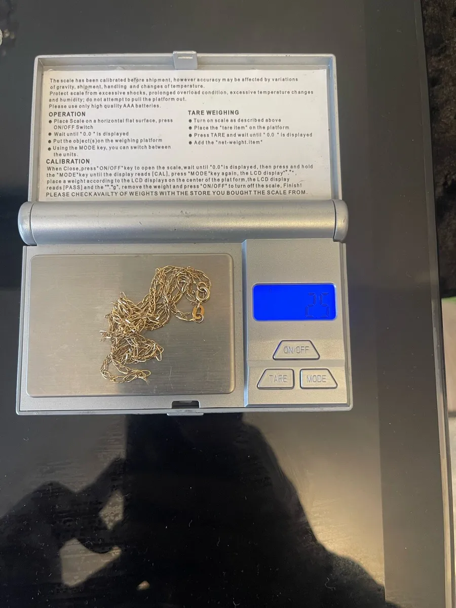 Gold necklace and ring - Image 4