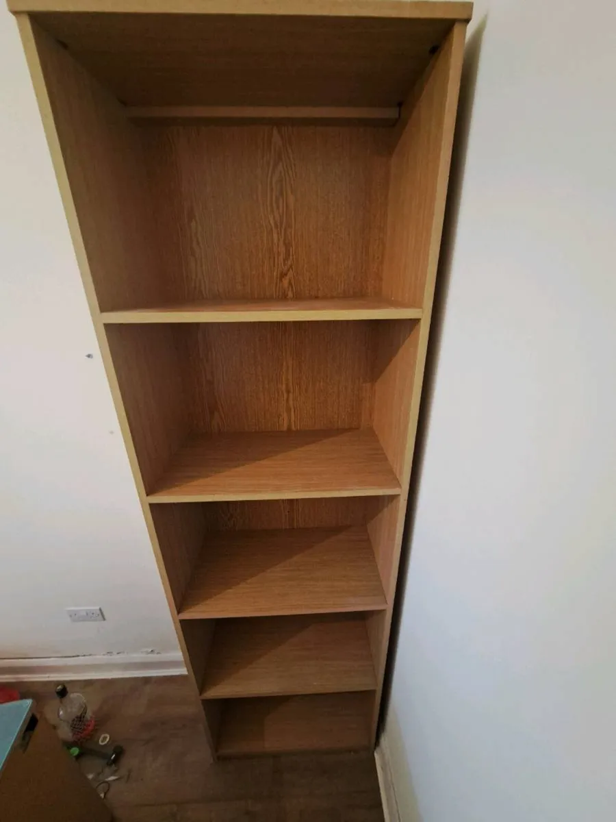 Bookshelves 2 x Oak finish Bookshelf - Image 3