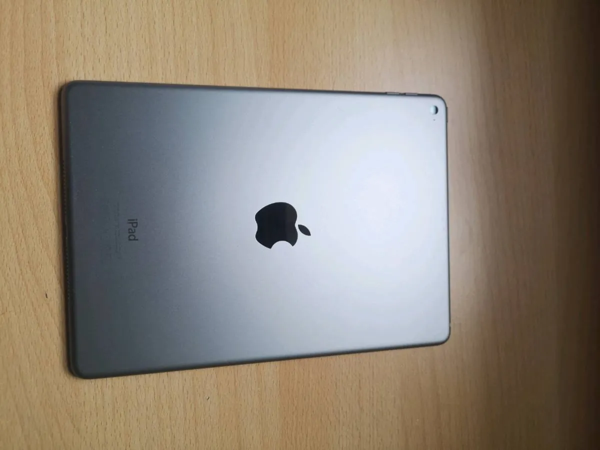 Apple Ipad Air 2gen WiFi 16gb - Image 3