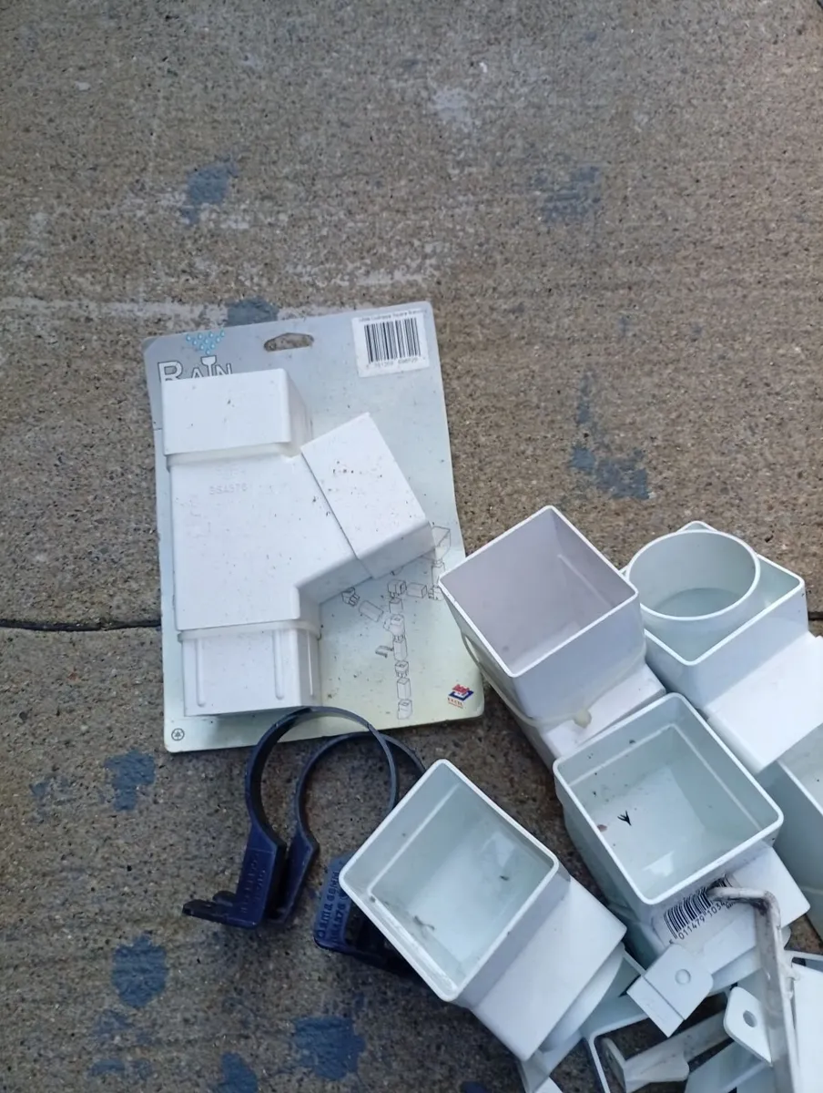 Electric plug and pipe  fittings - Image 3