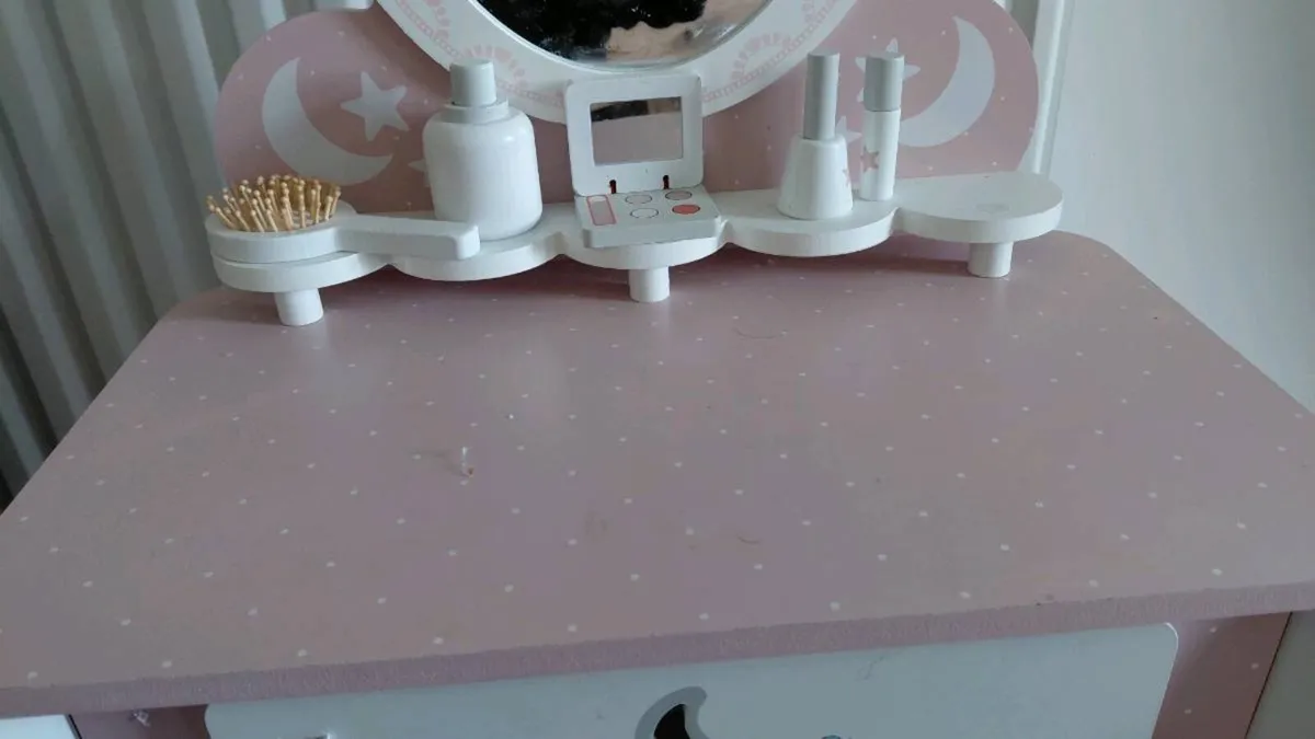 Kids Vanity Unit - Image 2