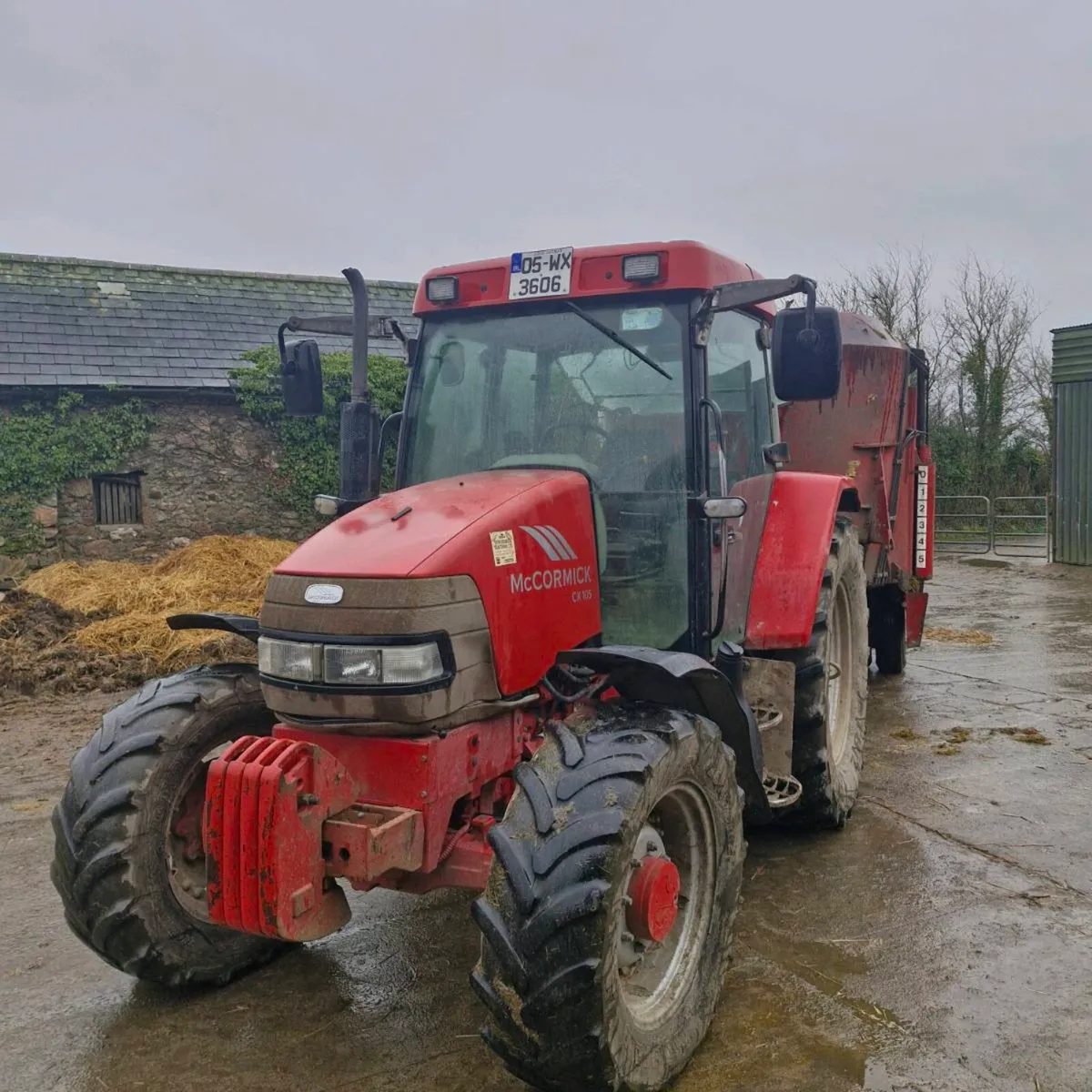 McCormick CX105 - Image 2