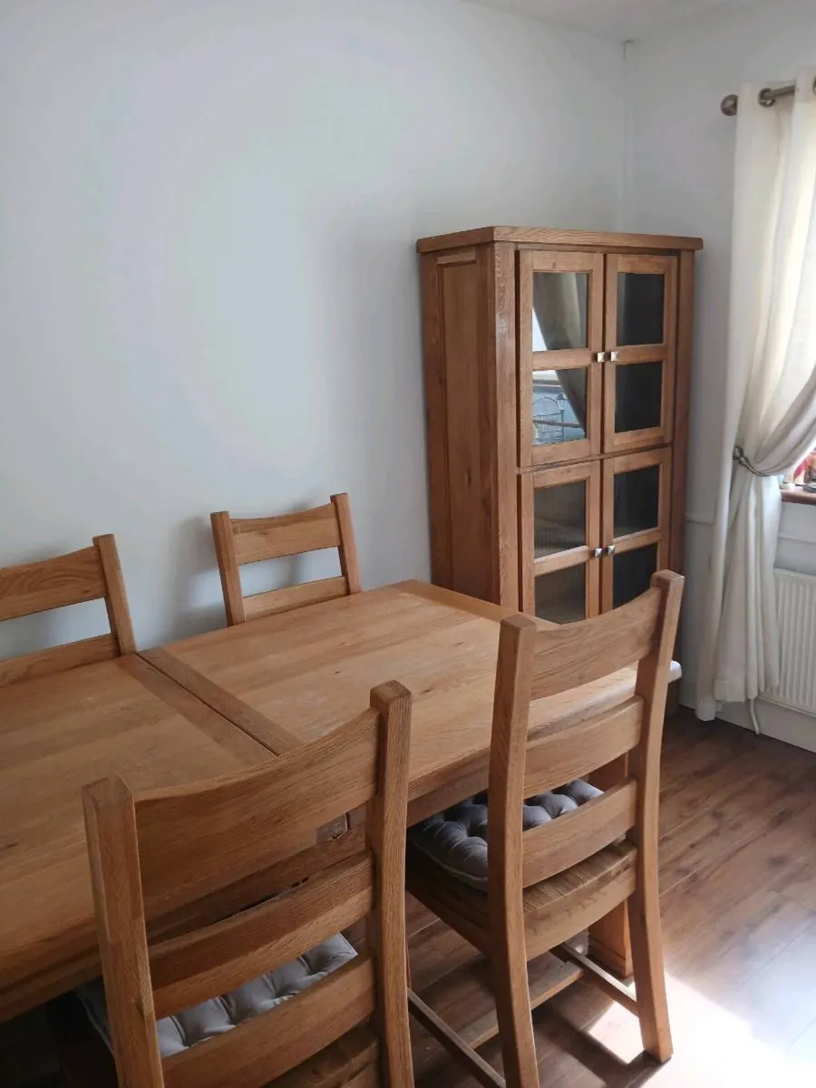 Dining room table and 6 chairs and display unit - Image 4